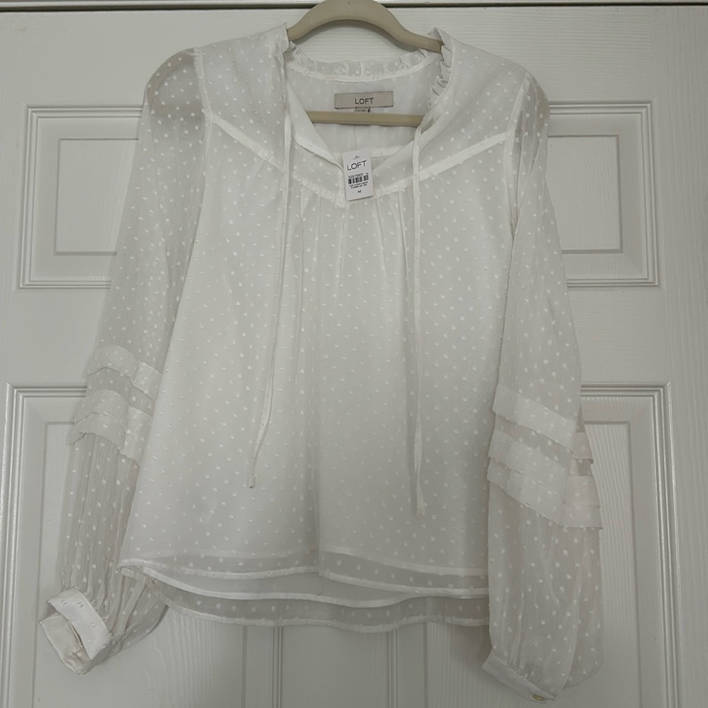 NWT Loft blouse sz Medium